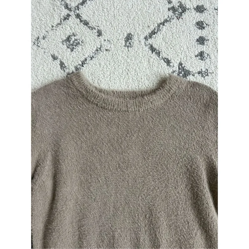 Old Navy Eyelash Sweater Women‎ Medium Beige Knit Crew Neck Long Sleeve Pullover - Picture 3 of 8